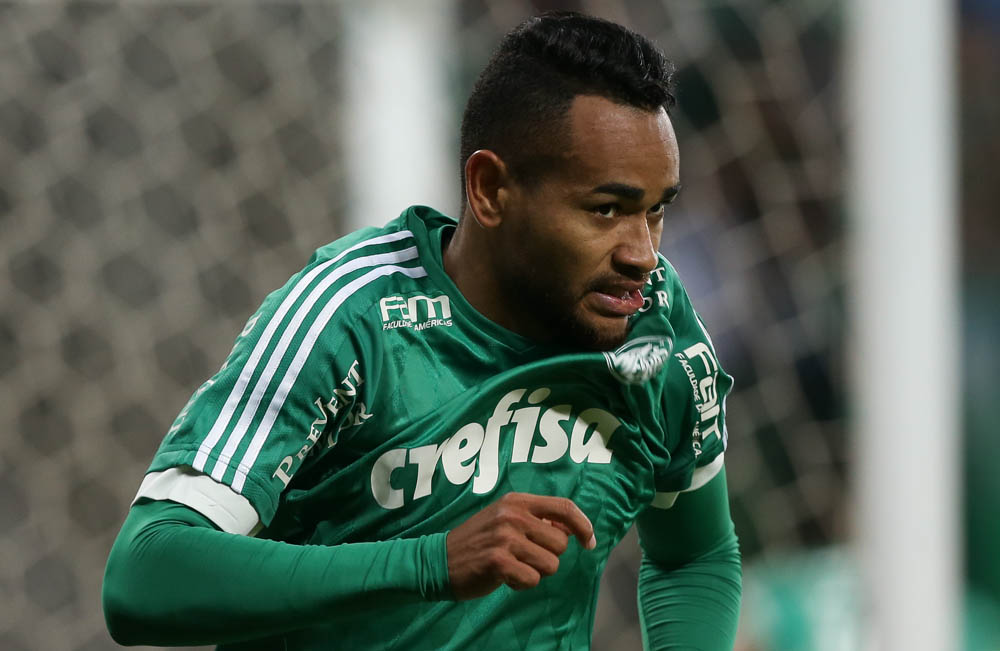 O zagueiro Jackson (foto) marcou um dos gols da partida. - palmeiras.com.br