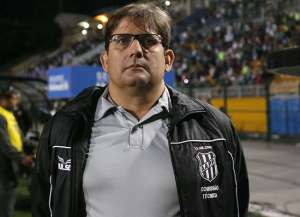 Chapecoense não perde tempo e acerta com Guto Ferreira, ex-técnico da Ponte Preta