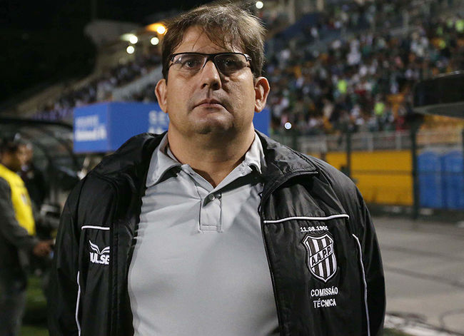 Chapecoense não perde tempo e acerta com Guto Ferreira, ex-técnico da Ponte Preta 2 0002050113996 img