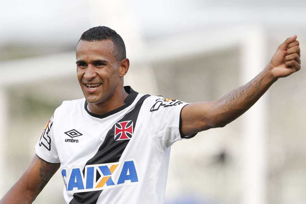 Volante Serginho prega cautela após sequência de vitórias do Vasco 2 0002050114030 img