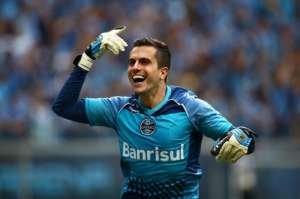 Reservas do Grêmio voltam a treinar e Grohe é dúvida mais uma vez