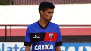 Náutico x Atlético-GO - Um pra encostar em cima, outro para desgarrar de baixo