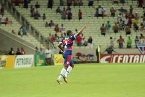 Série C: Com Fortaleza classificado, Tinga descarta tirar o pé na reta final