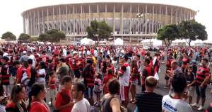 Com 62 mil ingressos já vendidos, Flamengo x Coritiba terá recorde de público