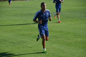 Série B: Bragantino contrata lateral Jorge Araújo, da Seleção de Angola e ex-Porto