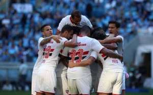 Sem Ganso, São Paulo tem volta de Ceni e Luis Fabiano entre os relacionados