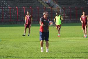 Série B: Interino, Geraldo Meira comanda Mogi contra o Paraná