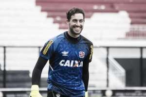 Martín Silva e Leandrão voltam ao Vasco no duelo contra o Sport