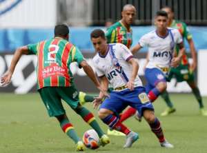 SÉRIE B: Paysandu perde e deixa Botafogo disparar; Luverdense vence fora