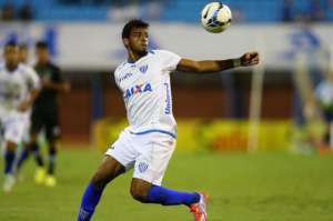 Atacante do Avaí comemora terceira vitória consecutiva