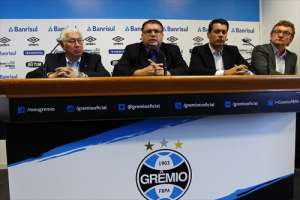 Grêmio anuncia retorno de Júnior Chávare para comandar a base