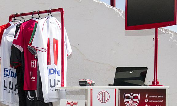 Linense inagura lojinha móvel oficial