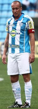 M10: jogando por amor ao clube