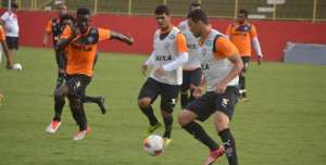 Série B: De olho no clássico com o Bahia, Vitória tem quase um time inteiro de pendurados