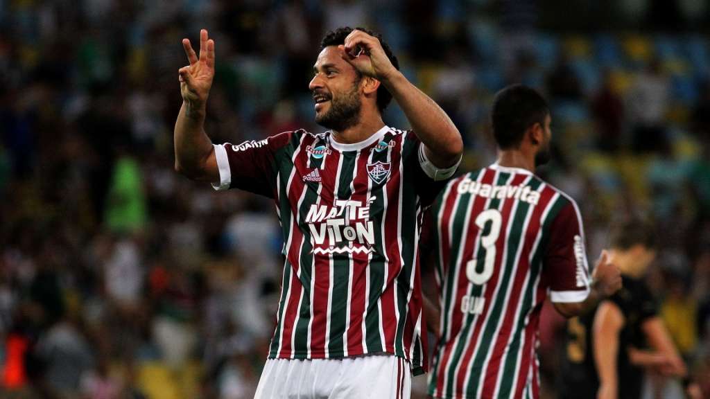 Fred pode ser punido por chute em lixeira
