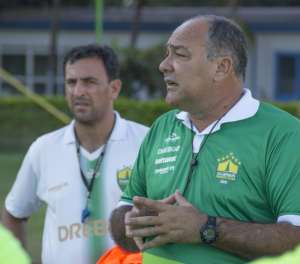 Série C: Suspenso, Ruy Scarpino pede equilíbrio emocional no Cuiabá