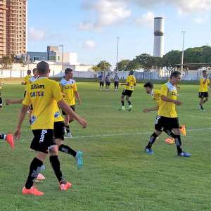 Série B: Com dúvida, treinador do ABC comemora semana de preparação