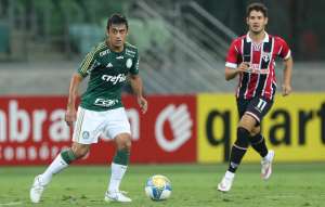 Com gol, invencibilidade e assistência, Robinho espera manter retrospecto positivo contra o São Paulo