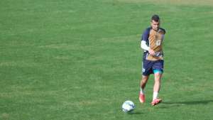 Eltinho retorna após lesão e mira duelo com o Grêmio