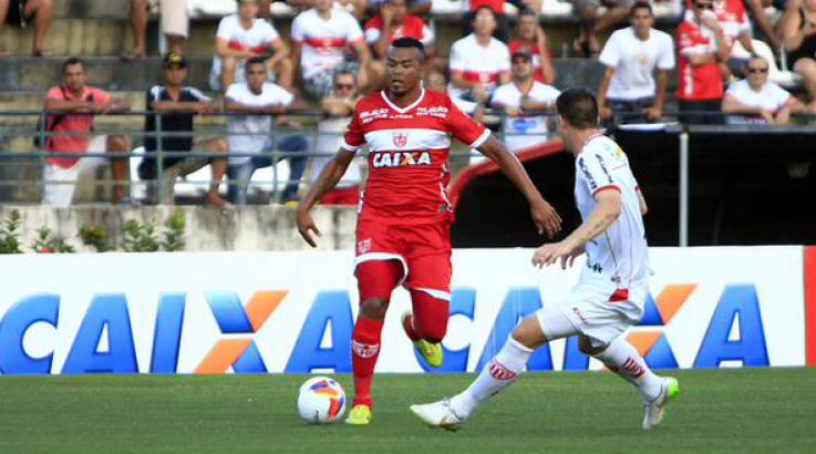 O artilheiro Zé Carlos marcou na sua volta e ajudou o CRB a vencer o Mogi Mirim.