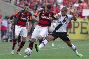 Seleção FI no tradicional 4-4-2 vem com dupla de xerifes