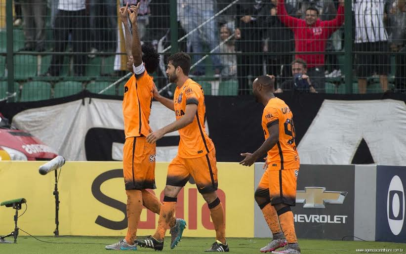 Gil vem guiando o Corinthians na briga pelo título
