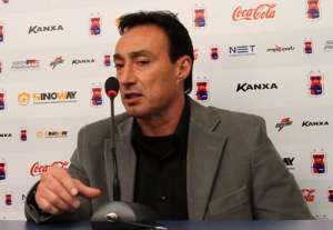 Série B: Paraná sonda Roberto Fonseca para o lugar de Diniz