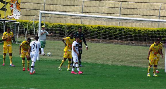 O mirassol foi arrasador e goleou o São Bernardo em casa. - Ale Vianna / Mirassol FC