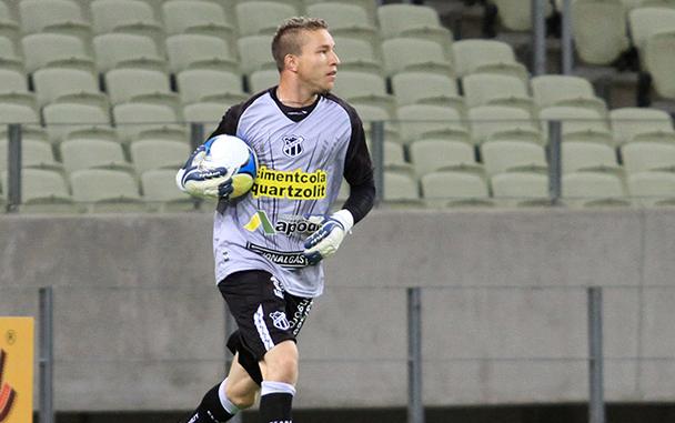 Luís Carlos salvou o Ceará de derrota contra o Oeste