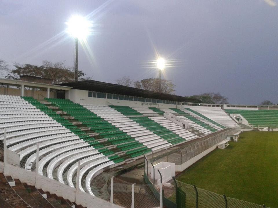 O Rio Preto trocou na última segunda feira reatores e lâmpadas do estádio Anísio Haddad