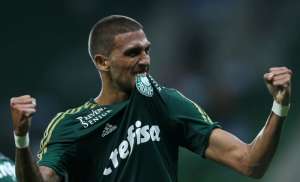 Dono da Crefisa pede permanênia de Rafael Marques no Palmeiras