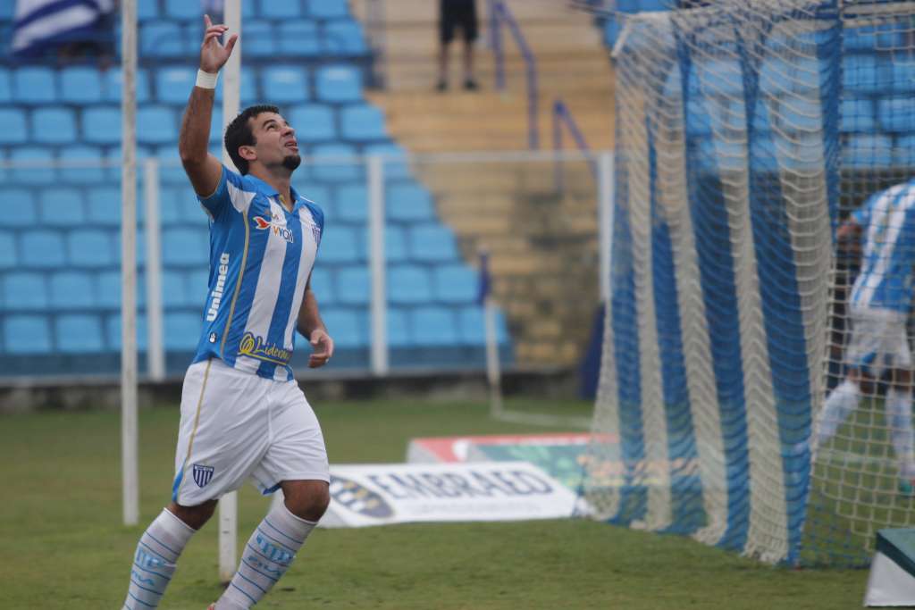 Sem custos, André Lima pode retornar ao Botafogo pela 3ª vez