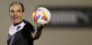 Série B: Ricardo Gomes comemora tempo para treinar, mas prevê jogo duro