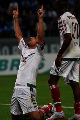 Fred marcou de cabeça no primeiro tempo