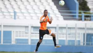 Série B: Zagueiro Gualberto sente lesão no joelho e desfalca Papão contra o Atlético-GO