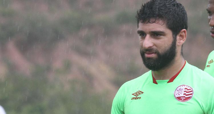 Recuperado de lesão, Pedro Carmona volta ao treinos no Náutico mas não enfrenta o Oeste sábado