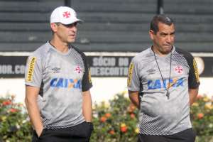 Jorginho celebra 'reforços' de Julio do Santos e Rafael Silva no Vasco