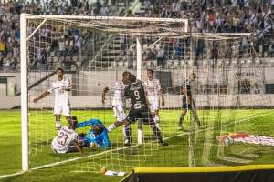 Ponte Preta confirma Juninho no lugar de Fernando Bob e tem meia Cristian garantido contra o Corinthians