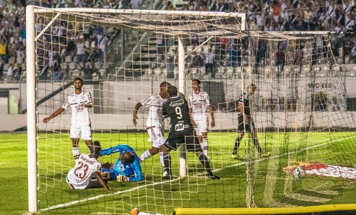 Borges está confirmado no ataque e pode chegar à marca histórica de 100 gols em Brasileiros