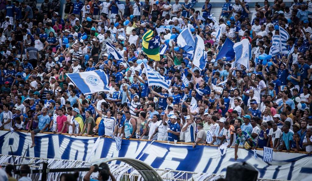A torcida do Confiança esgotou os ingressos e vai lotar o Batistão - FSF