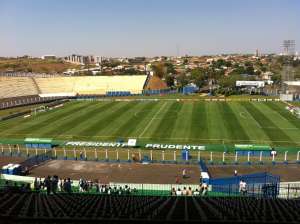 SEGUNDONA: São Carlos marca no final e fica bem próximo do acesso