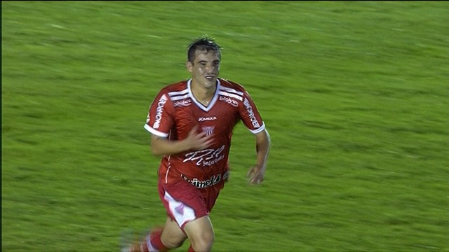 Anderson abre o placar para o Mogi Mirim