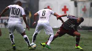 Santos 3 x 1 Fluminense - Peixe faz mais uma vítima na Vila...
