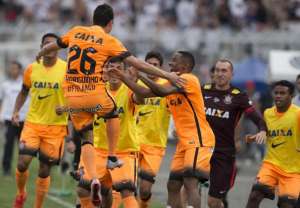 BRASILEIRÃO: Corinthians leva susto da Ponte, vê Galo encostar e Palmeiras dá vexame