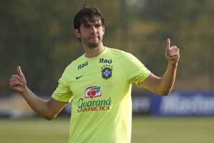 Kaká é convocado por Dunga para o lugar de Philippe Coutinho