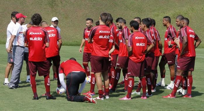 Contra o Santa Cruz, CRB deve ser o mesmo que bateu o Boa Esporte - Júnior de Melo