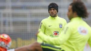 Eliminatórias: Sob frio intenso, seleção faz primeiro treino em Santiago