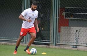 São Paulo pode ter a volta de quatro jogadores contra o Fluminense