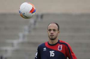 Em jejum de gols, Carlão perde espaço no time com a troca de técnico