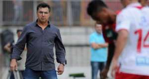 Série C: Estevam reclama de foguetório no hotel e lamenta derrota da Portuguesa